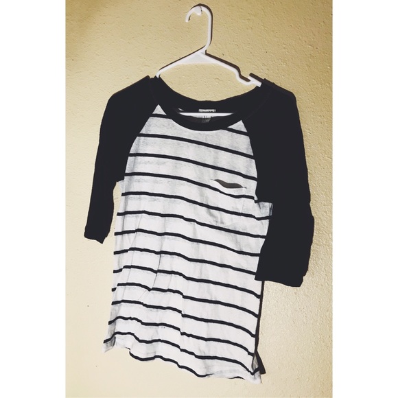 FOREVER 21 Striped baseball tee ⚾️ - Picture 1 of 3
